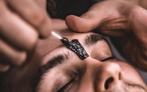 Additional services for the perfect style in  Amars Barbers 